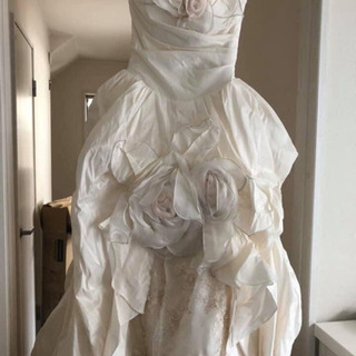 ウエディングドレスの画像