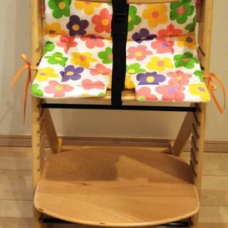【中古】ベビーチェア(カバー付き)の画像