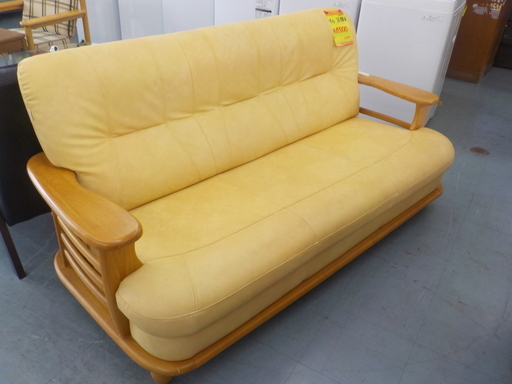 ID:G925312　ソファー３人掛け（イエロー）