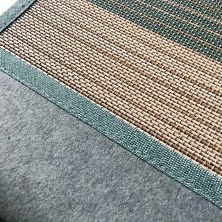 値下げしました！美品　ニトリ　竹ラグの画像