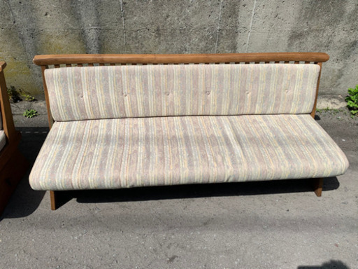 三人掛けソファ