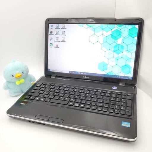 富士通   Corei5 メモリ8GB SSD128GB ノートパソコン