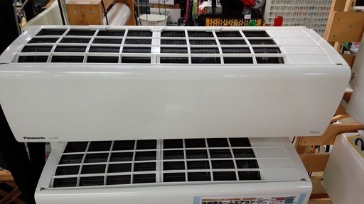 パナソニック　インバーター冷暖房除湿タイプ　ルームエアコン CS-J229C　2019年製
