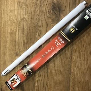 【差し上げます】電球色蛍光灯20形｜Panasonic