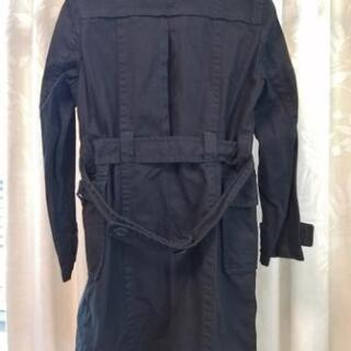 中古裏地なし黒綿トレンチコートの画像
