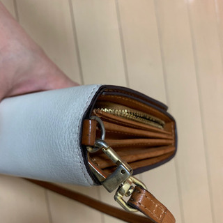 ADORE 長財布の画像