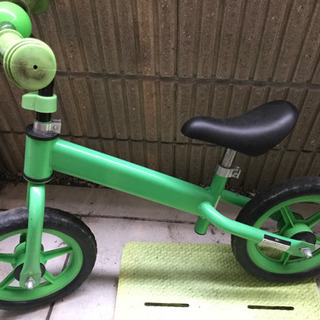キックバイク グリーン