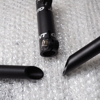 【GIANT 純正】分割式ドロップハンドル（31.8mm／2017年式 MR4 R）の画像