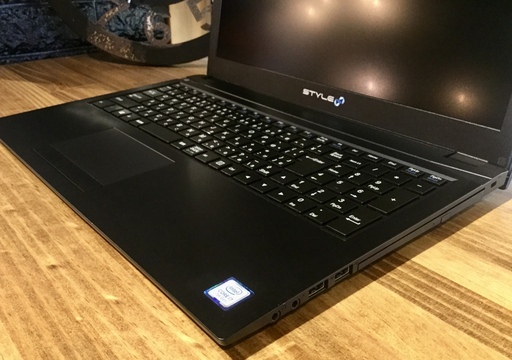 売約済み。ご覧頂きありがとうございました。2017年発売モデル！フルＨＤ液晶！一宮でWindows10搭載機！iiyama 元箱付き 15.6インチ モバイルPC 第７世代corei7 DDR４規格RAM8GB/NVMe M.2SSD 256GB/HDD500GB搭載！スタイリッシュな薄型パソコン】一宮市のパソコン屋 Mr.Carnival（ミスカニ）です！パソコン修理・中古パソコンの販売【クレカ&PayPay&メルペイ使えます！】受け渡しは店舗にて(^^)/【省電力モデル ノートパソコン】