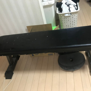フラットベンチ　折り畳み式　ダンベルプレスやベンチプレスに