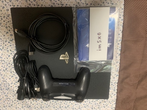 値下げ。PS4Pro。1TB。ジェットブラック中古