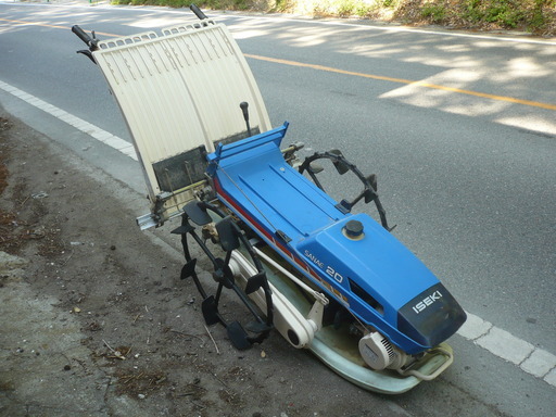 イセキ田植え機
