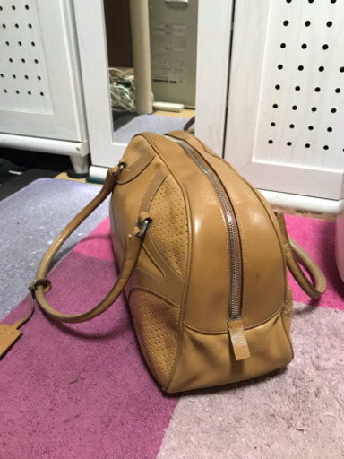 PRADA レザーハンドバッグ