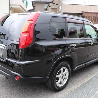 エクストレイル　8.4万km 平成19年11月式　切り替え式４WD　地デジ　BT音楽　漢のSUV♪　ワイルドな貴方に是非見て頂きたいです。の画像