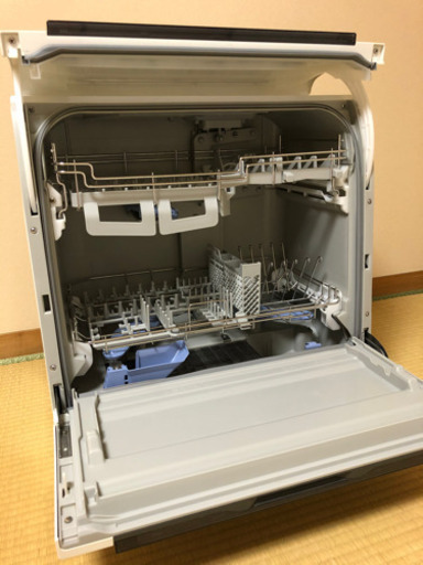 【取引完了】☆庫内美品☆ 食洗機  パナソニック  NP-TR3  5/31迄