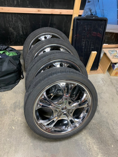 205/40R17 17×7J+42 トヨタbB(QNC21)