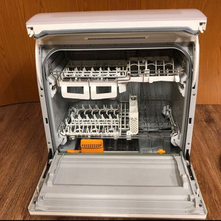 ★綺麗★2015年製 Panasonic 食器洗い乾燥機 パナソニック エコナビ搭載 ECONAVI NP-TR8-W 80度すすぎ （641）AKARIの画像