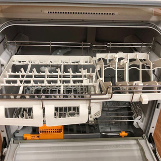★綺麗★2015年製 Panasonic 食器洗い乾燥機 パナソニック エコナビ搭載 ECONAVI NP-TR8-W 80度すすぎ （641）AKARIの画像