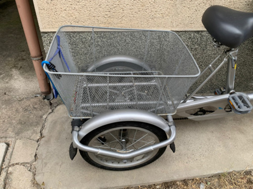 大人用三輪車
