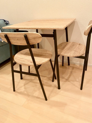 beach house テーブル　椅子２脚　木目　カフェテーブル