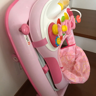 歩行器　テーブルにもなりますの画像