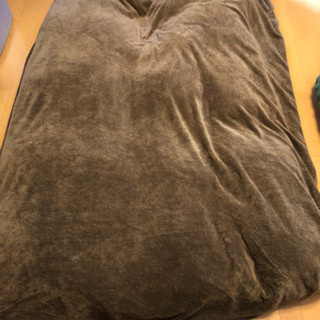 羽毛布団 カバー付きの画像