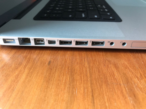 MacBook Pro 17, Late 2011, 2.4Ghz Core i7, 8GB RAM, 1TB 7200RPM HDD　使用頻度僅か　美品