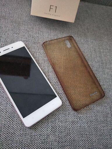スマートフォン　oppo F1