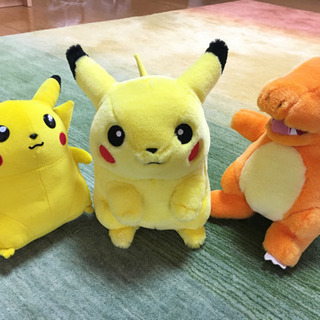 ピカチュウぬいぐるみ　セット