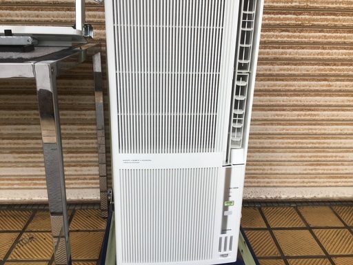 コロナ冷暖房兼用窓用エアコン　2017年製