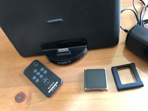 iPod nano  （8G）と　スピーカー