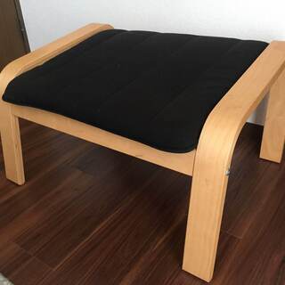 IKEAのソファ足置き（オットマン）