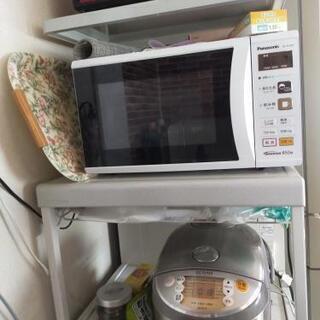 米びつ付きレンジ台の画像