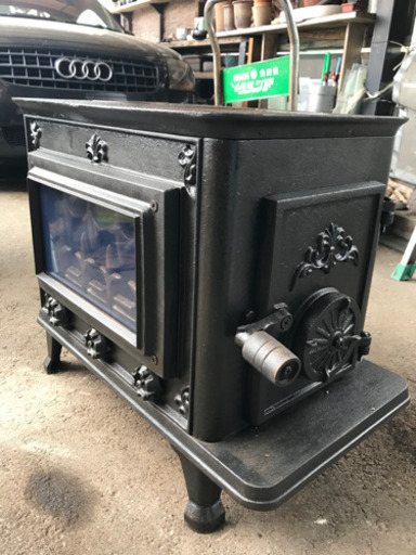 薪ストーブ、北欧風薪ストーブ、アンティーク薪ストーブ