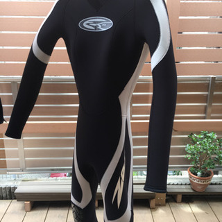 world dive ダイビング　ウェットスーツ5mm