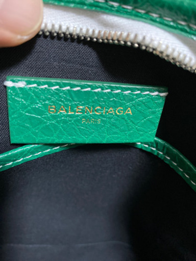他アプリで商談中　早い者勝ち　BALENCIAGAのクラッチバッグ　23日に売れます。