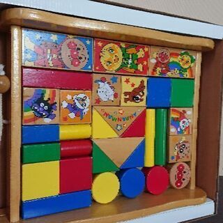 【 取引中】アンパンマン つみきセットの画像