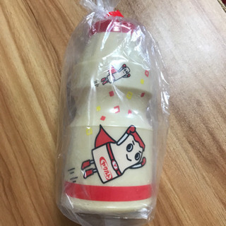 ヤクルト型貯金箱(非売品)の画像
