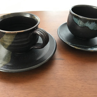 陶器　コーヒーカップ4個とミルクポットの画像