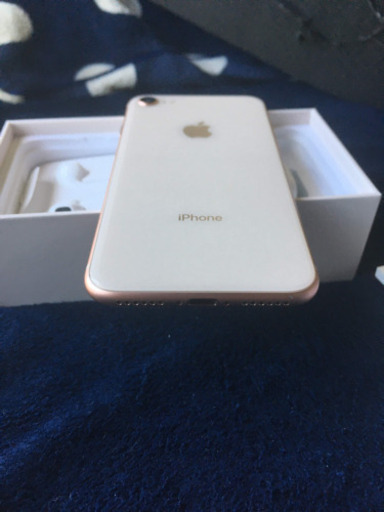 iPhone 8 Gold 64 GB  SE32GB. 6S64GB
