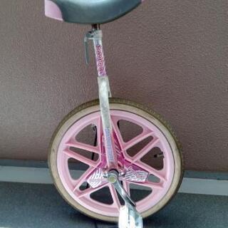 一輪車、ヘルメット、プロテクターのセット