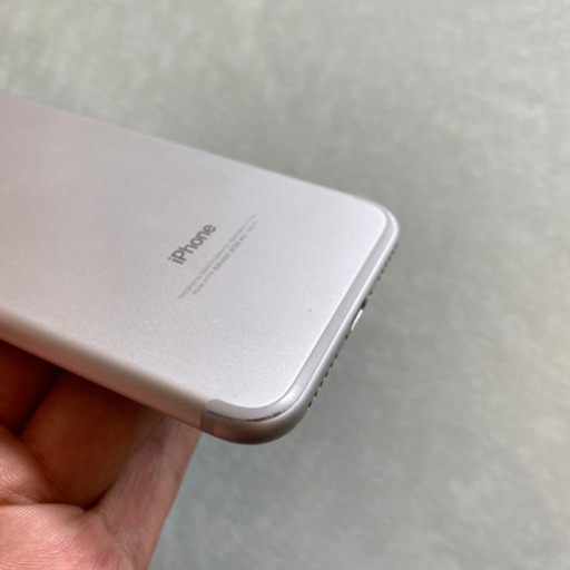 iPhone7 Silver 128GB SIMフリー Deff CLEAVE