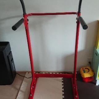 ぶらさがり健康器 懸垂マシン トレーニングの画像