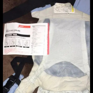 アップリカ　抱っこ紐の画像