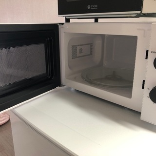 美品-使用1年 Tricot電子レンジの画像