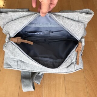 CLOSSHI ハンドバッグの画像
