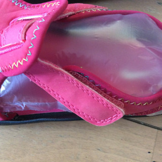 ナイキのウオーターシューズの画像