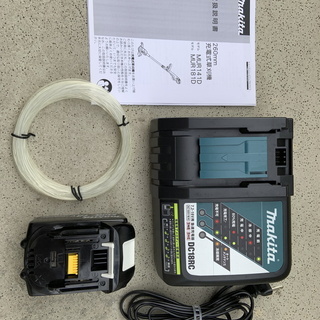 マキタ充電式　草刈り機 MUR181DRF