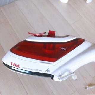 ティファール T-FAL ハンディガーメントスチーマー 2in1 スチームアンドプレス DV8620J1の画像