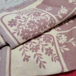 茶色系　花柄毛布